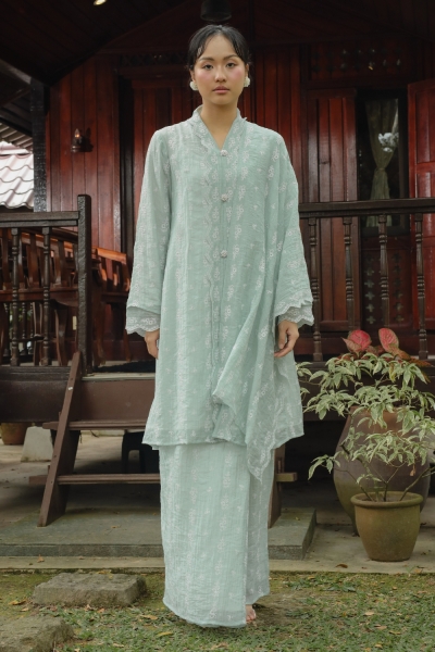 Dinda Kebarung Soft Teal Blue (With Selendang)